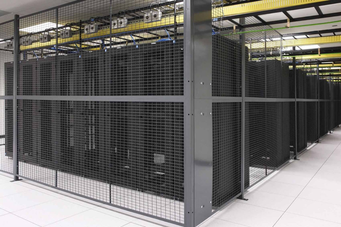 London DC-4 Data Center Server Racks